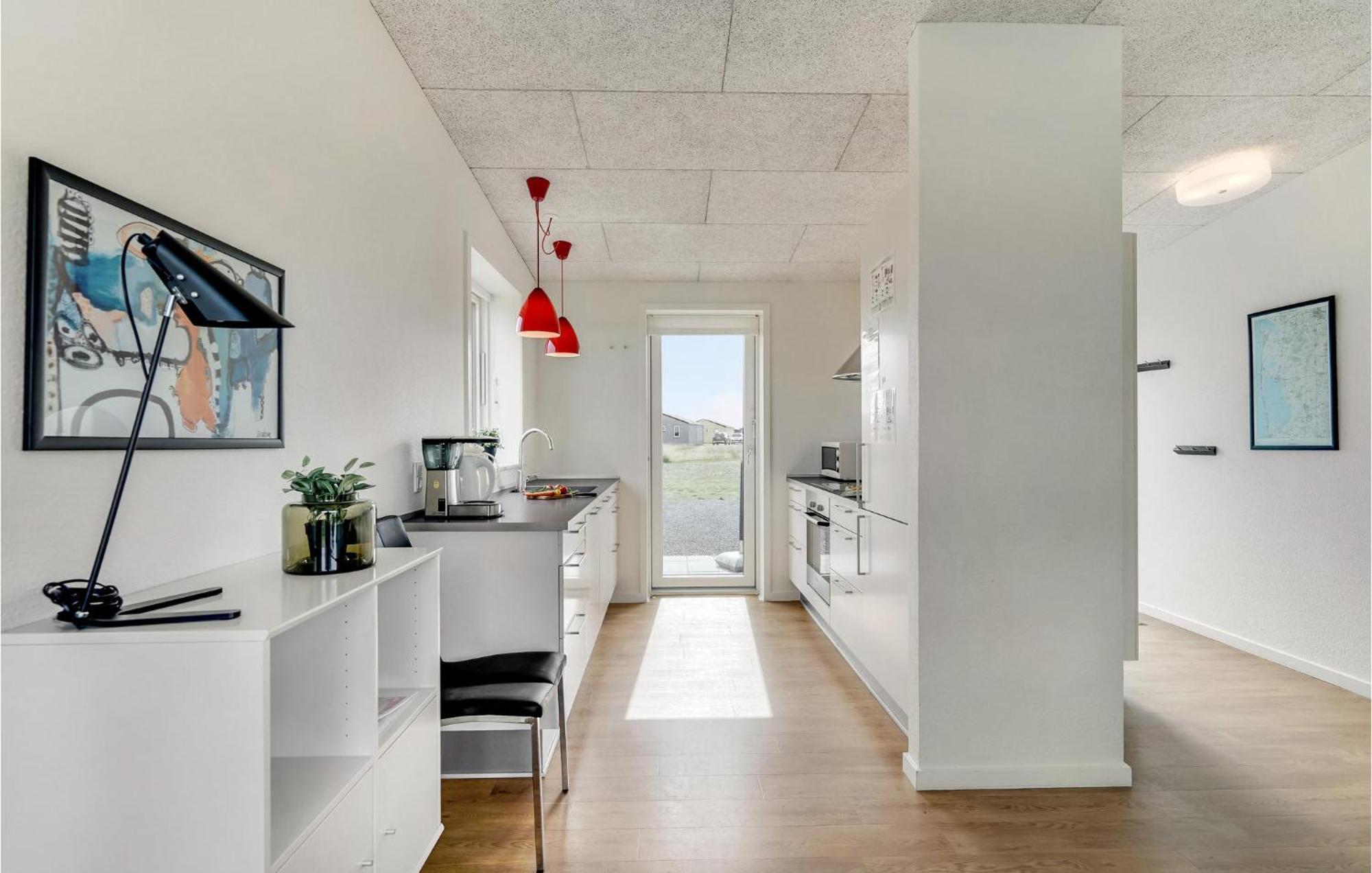 Gorgeous Home In Ringkobing With House A Panoramic View Sondervig Bagian luar foto