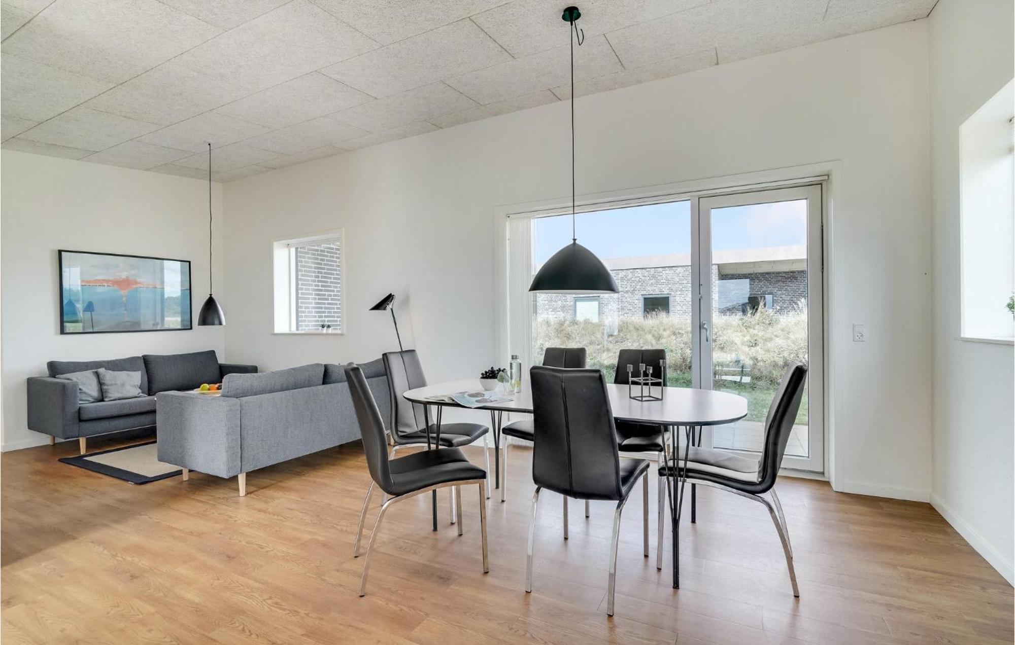 Gorgeous Home In Ringkobing With House A Panoramic View Sondervig Bagian luar foto
